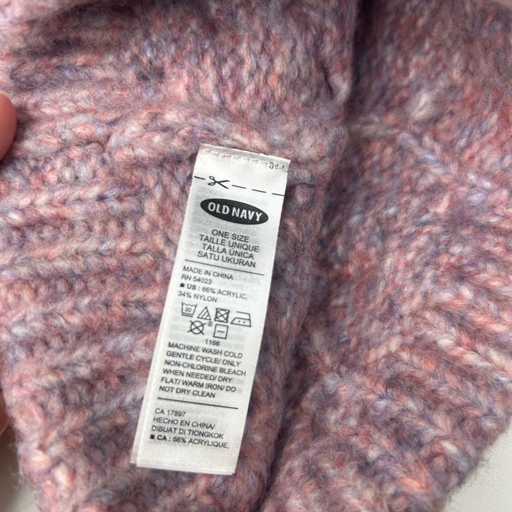 Old Navy Soft Decorative Knit Multicolor Pastel Purple Fitted Beanie Like New - Picture 7 of 8